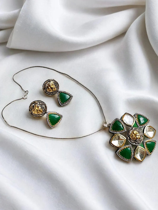 SAMIA EMERALD PENDANT SET