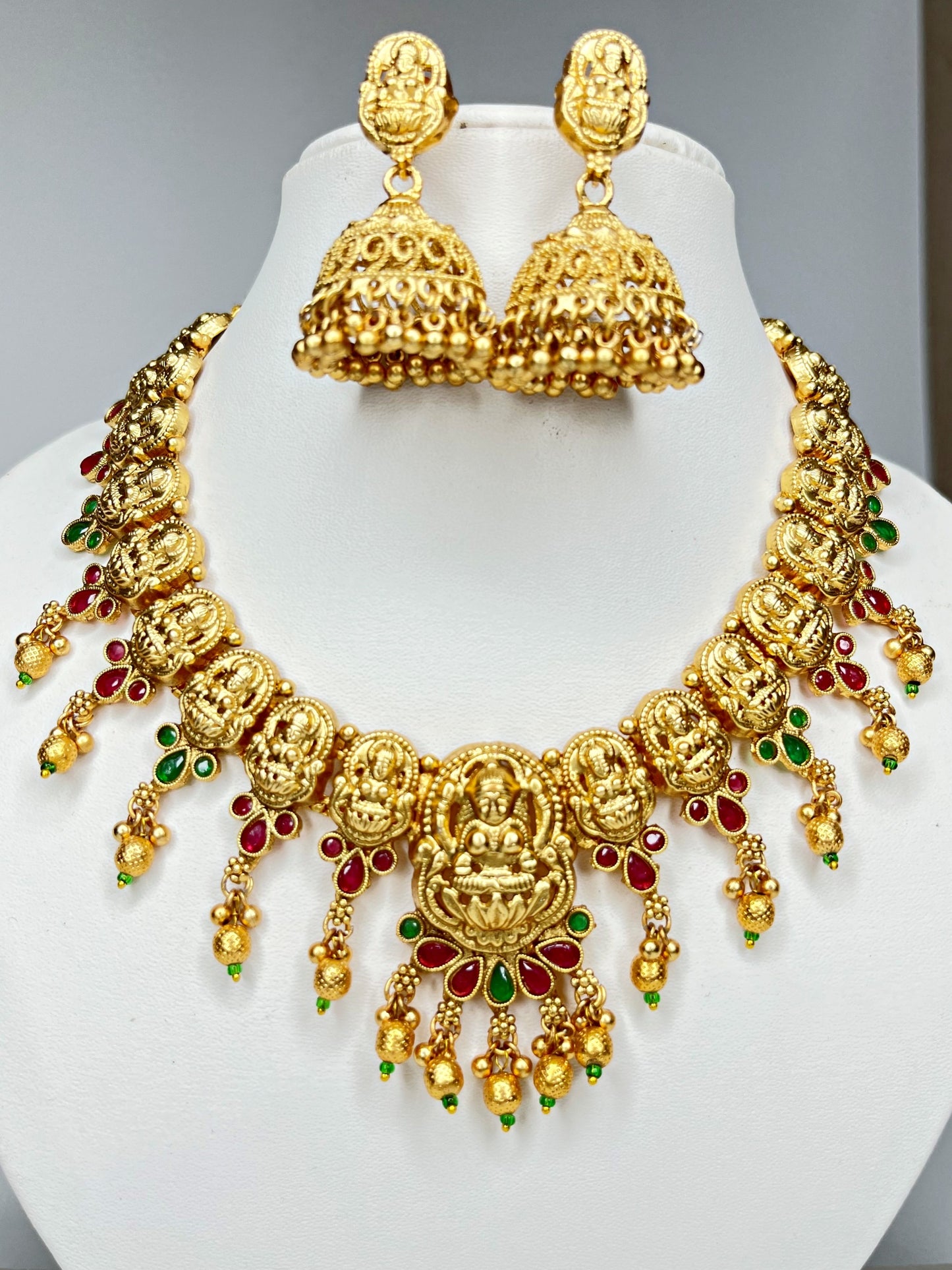 AARADHYA GOLD TEMPLE JEWELLERY SET