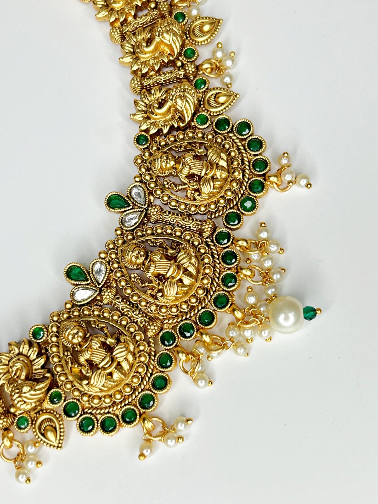 ISHIKA EMERALD TEMPLE JEWELLERY