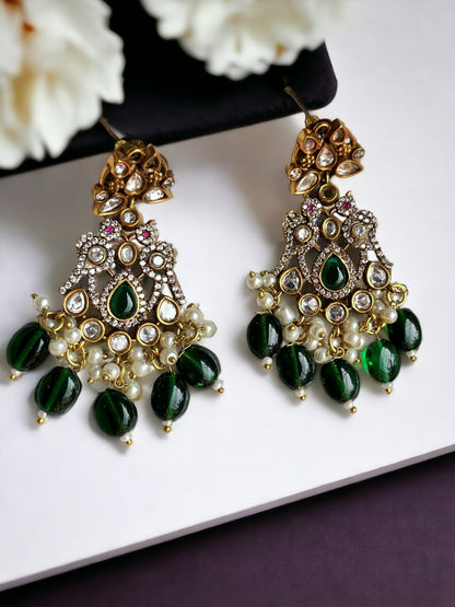 AMALA EMERALD JEWELLERY SET