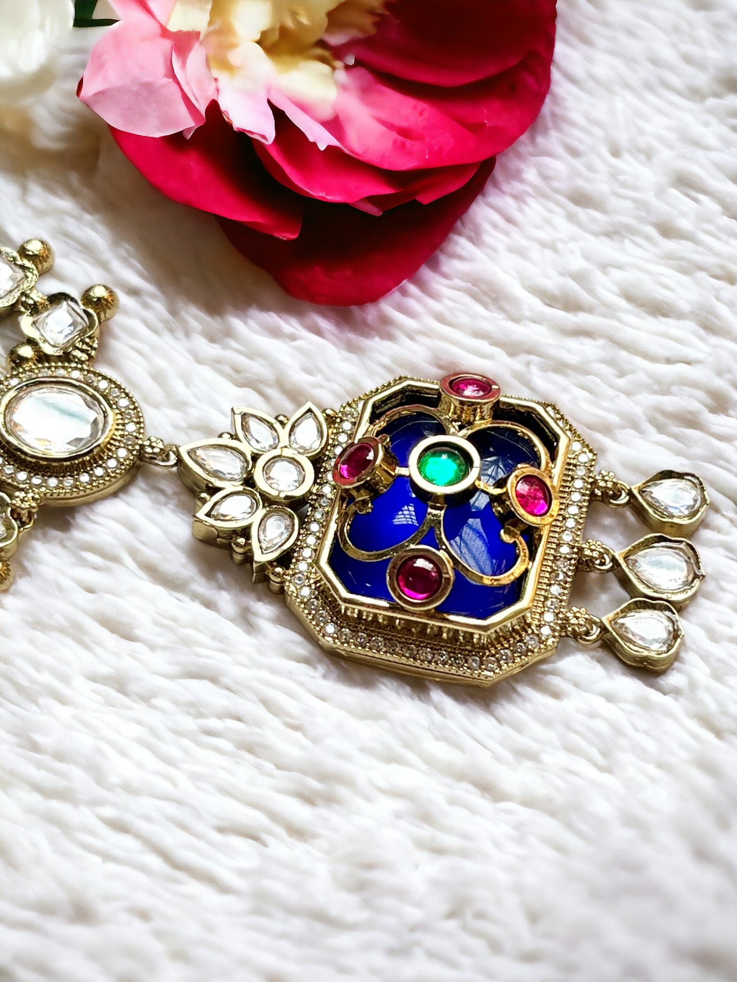 DHARUNI KUNDAN JEWELLERY SET