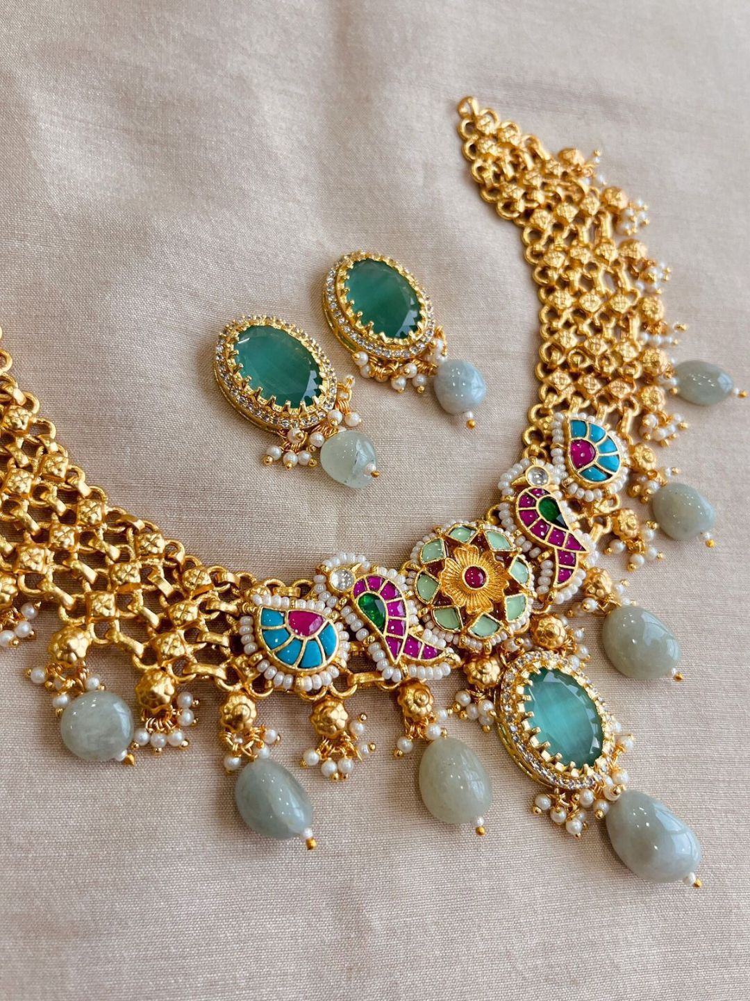 ROYAL KUNDAN JEWELLERY SET