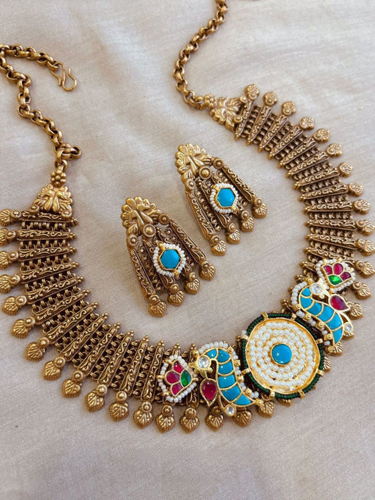 ANTIQUE FINISH KUNDAN JEWELLERY SET