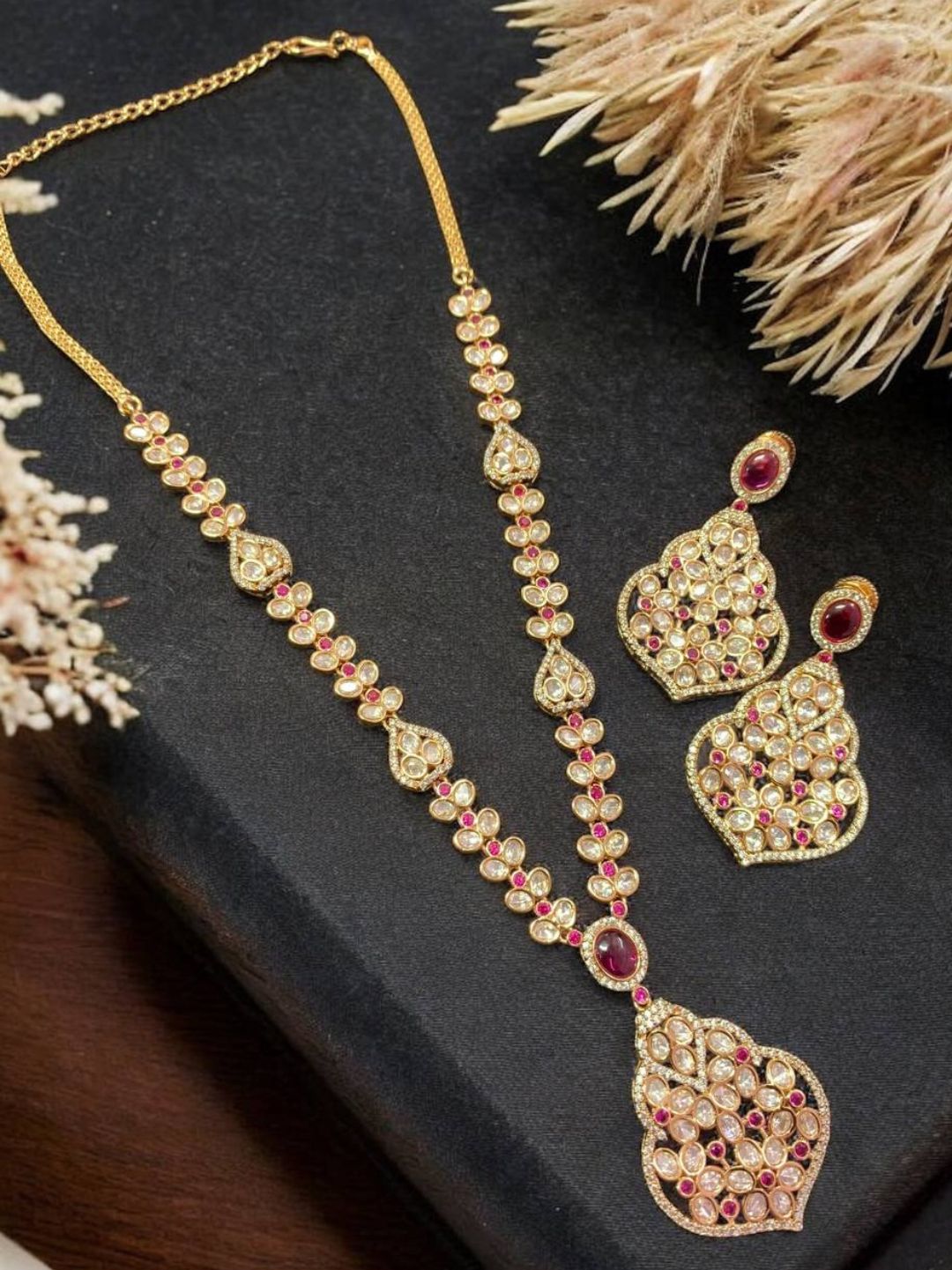 ANNAPURNA RUBY JEWELLERY SET