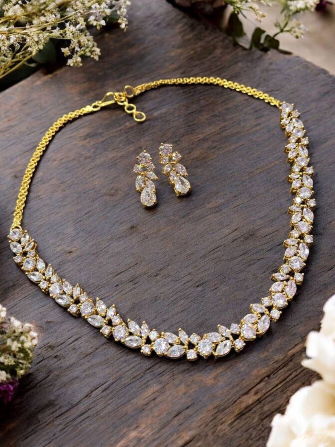 LILA GOLD ZIRCONIA JEWELLERY SET