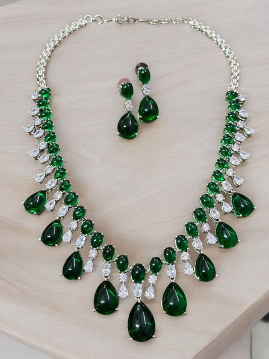 SUCHITA EMERALD ZIRCONIA JEWELLERY SET