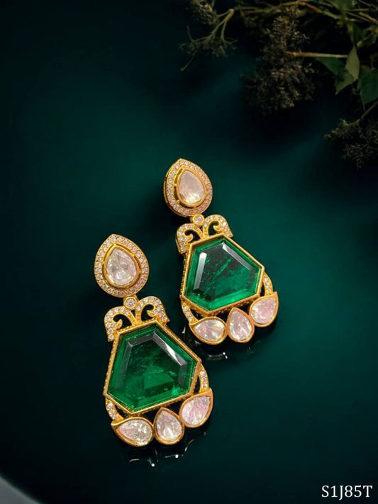 ESHITA EMERALD KUNDAN DANGLERS