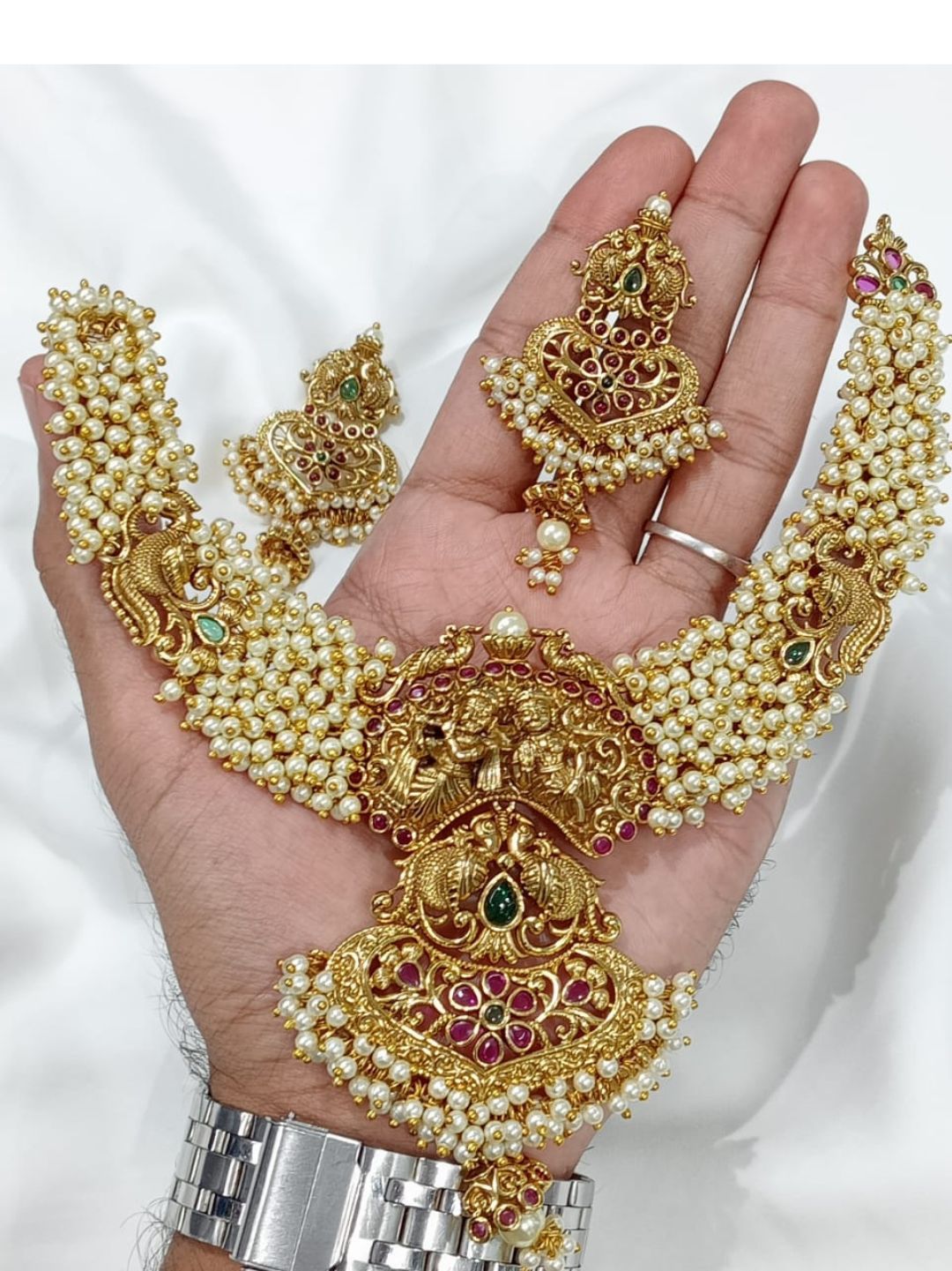 PAVITRA TEMPLE JEWELLERY SET