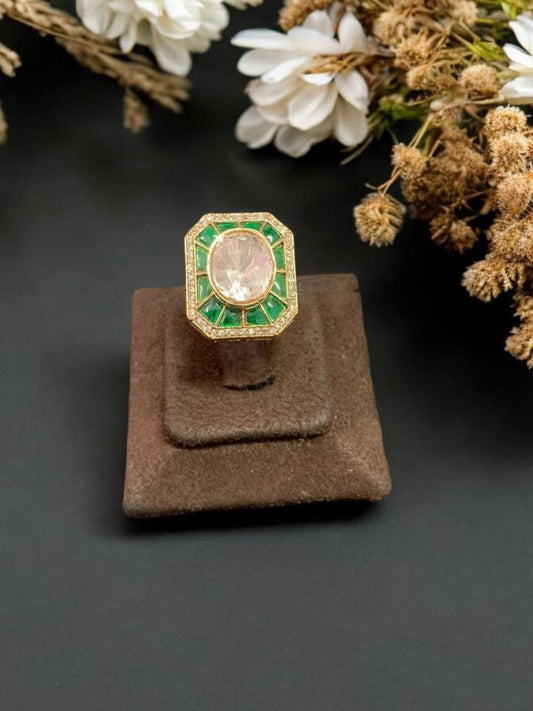 ELOISE EMERALD KUNDAN ADJUSTABLE RING