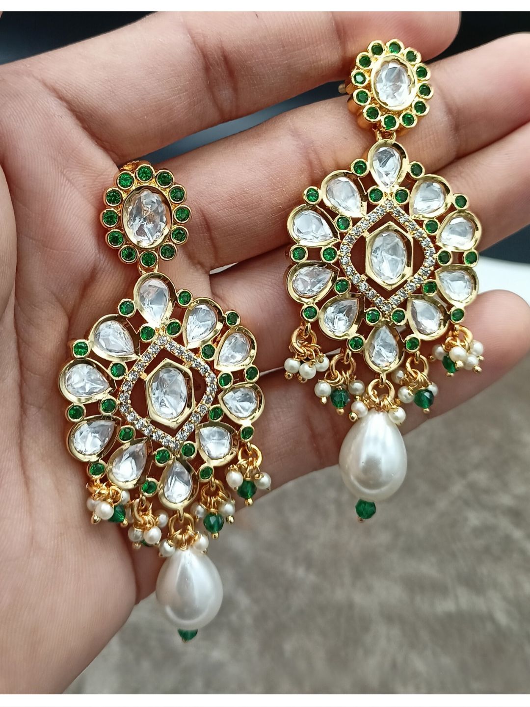 SEREN EMERALD KUNDAN EARRINGS