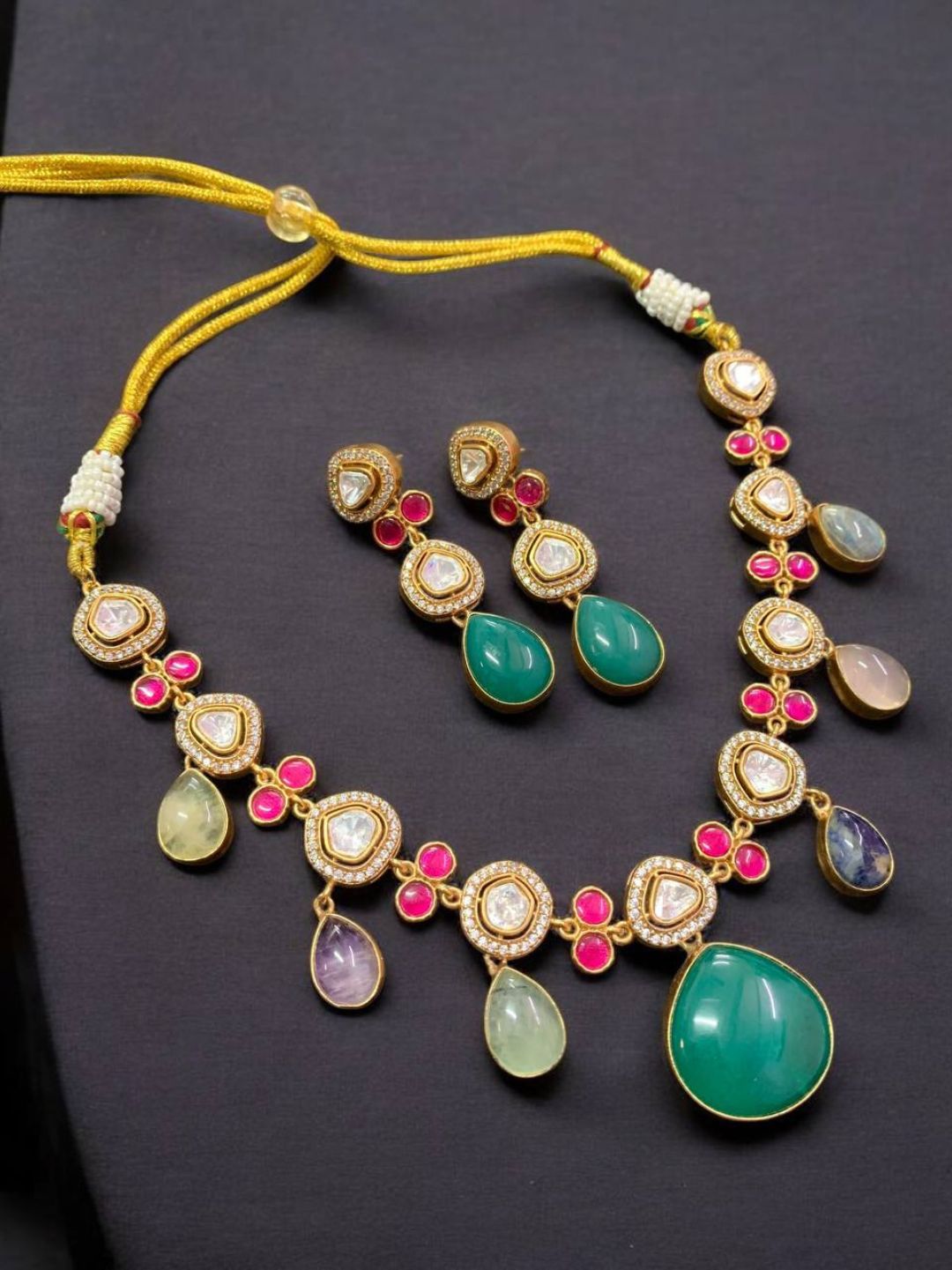 AVANI MULTI KUNDAN JEWELLERY SET