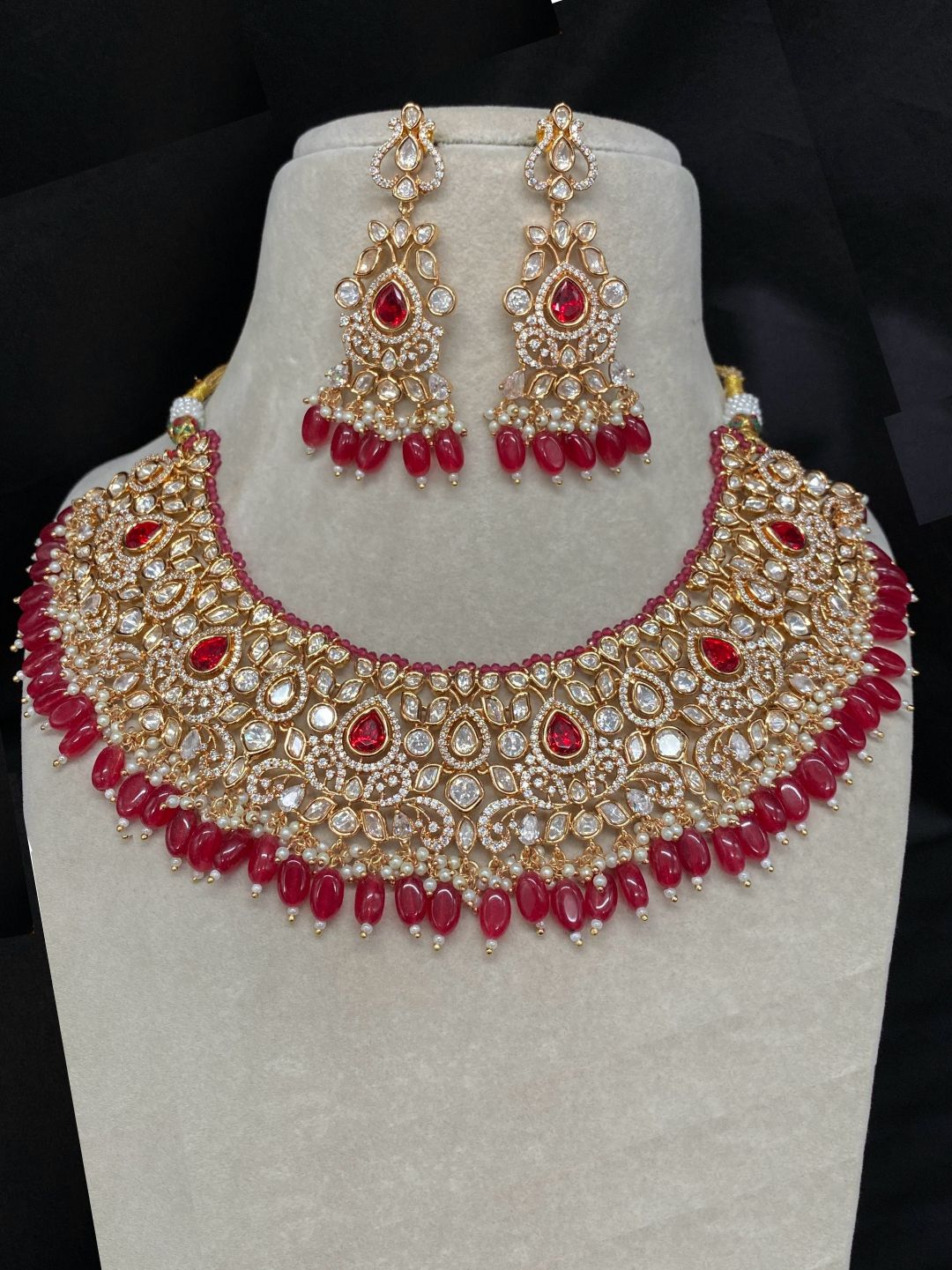 REYNA RUBY KUNDAN JEWELLERY SET