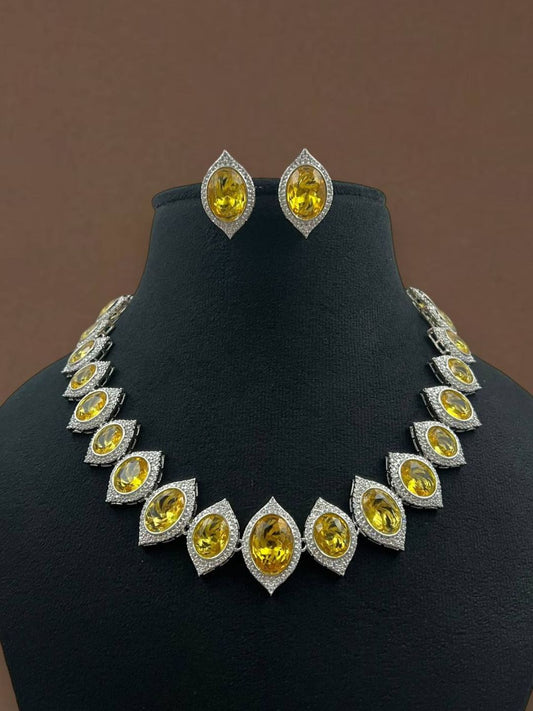 LUXURIOUS ZIRCONIA JEWELLERY SET