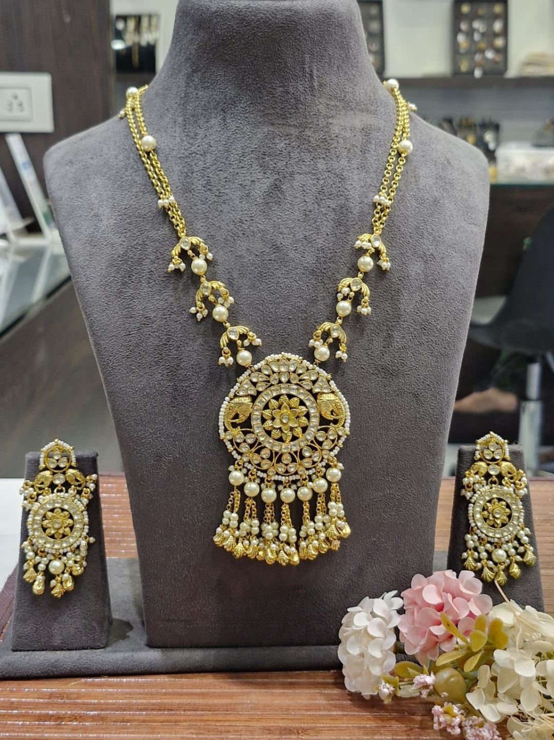 BINA JADAU JEWELLERY SET