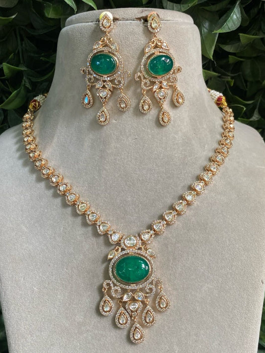 SHUBHA EMERALD JEWELLERY SET