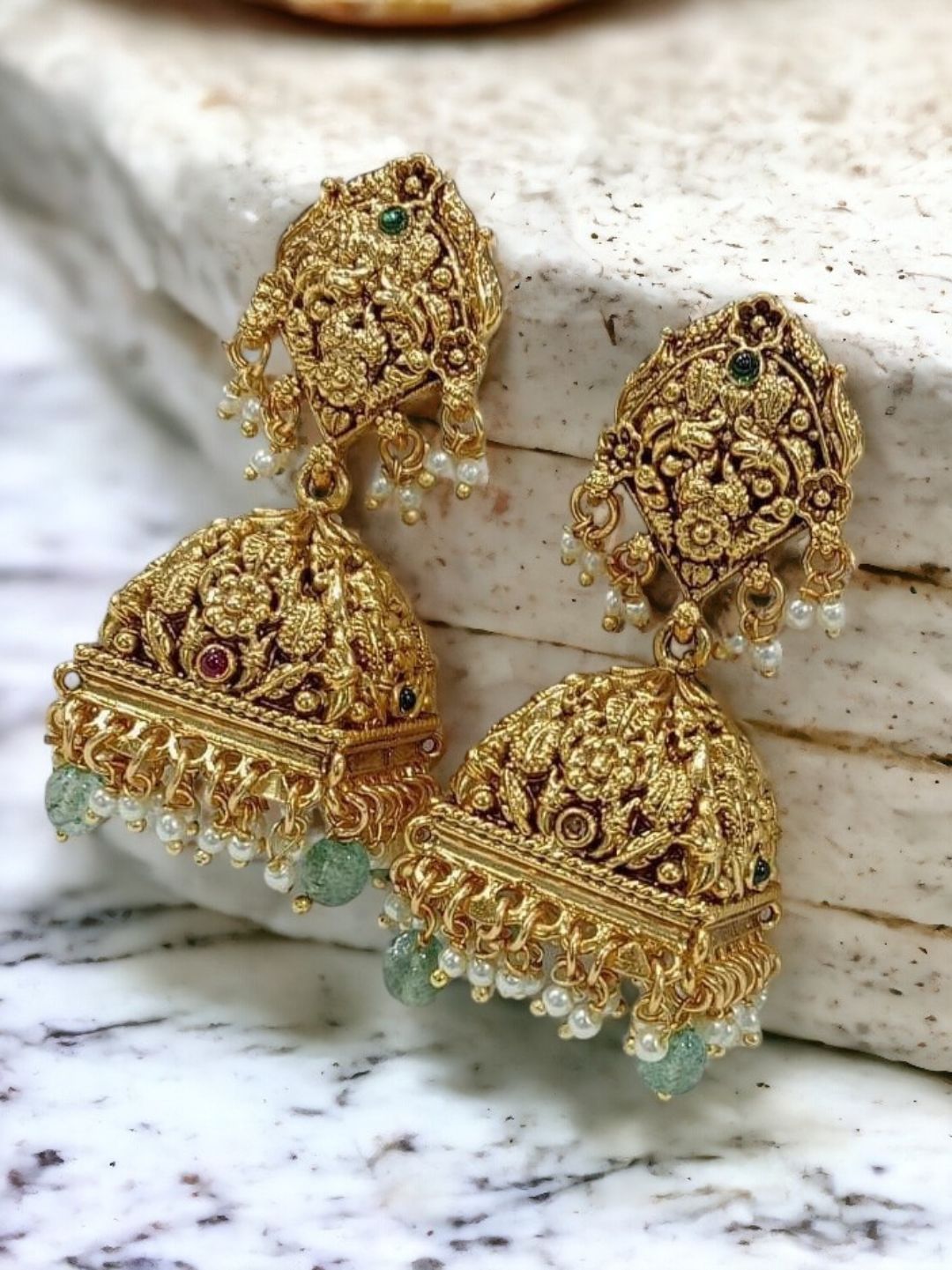 FALGUNI GOLD JHUMKI