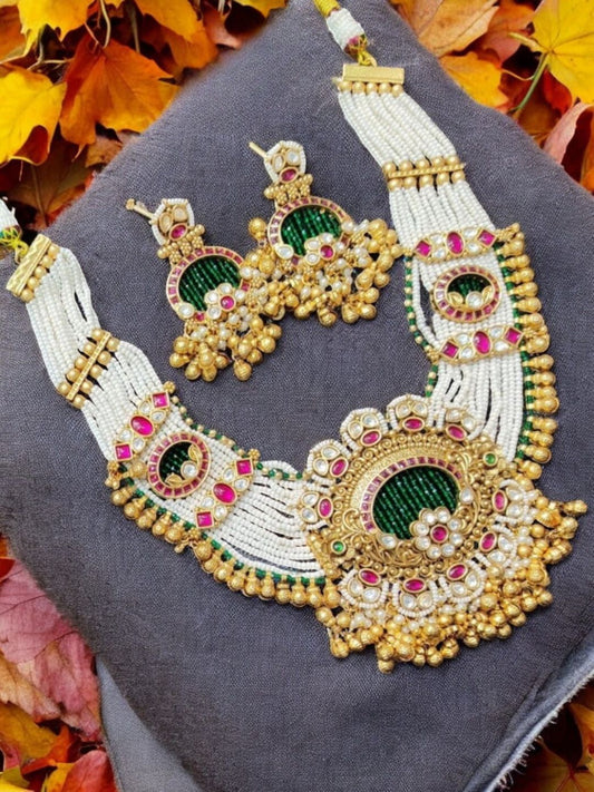 AVANTIKA EMERALD RAJWADI JEWELLERY SET