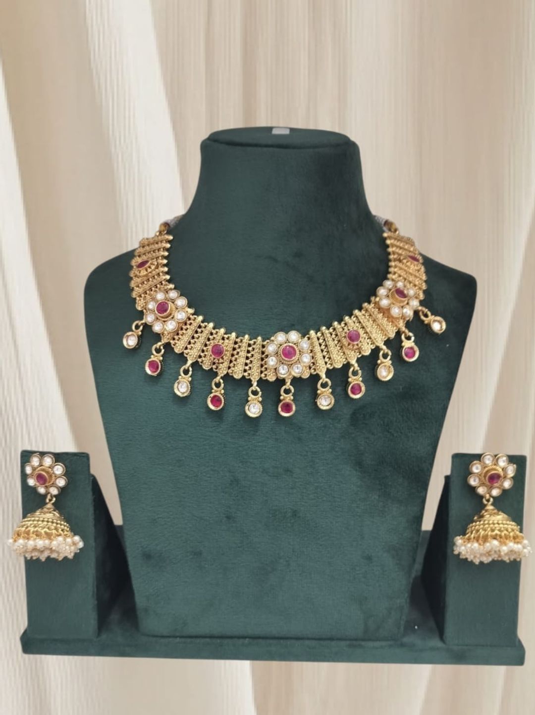 VIOLETA RANI RAJWADI JEWELLERY SET