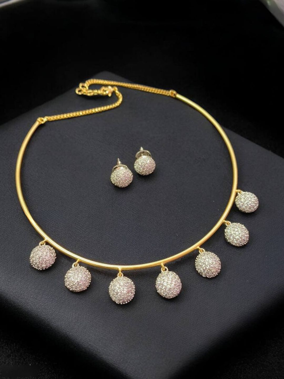 INDIRA GLITTERING HASLI JEWELLERY SET