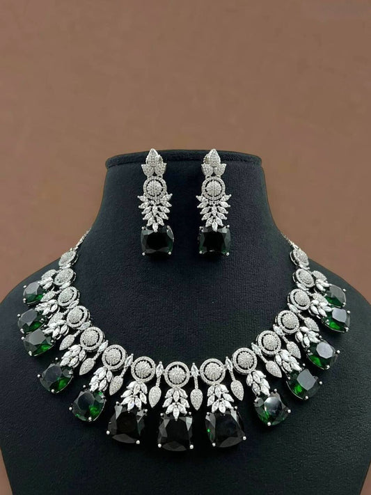 SOFIA EMERALD ZIRCONIA JEWELLERY SET