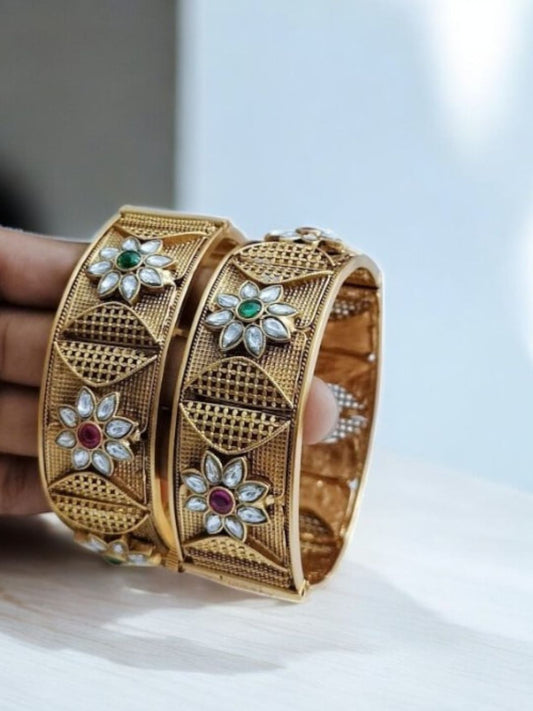 VARSHA GOLD KUNDAN BANGLES