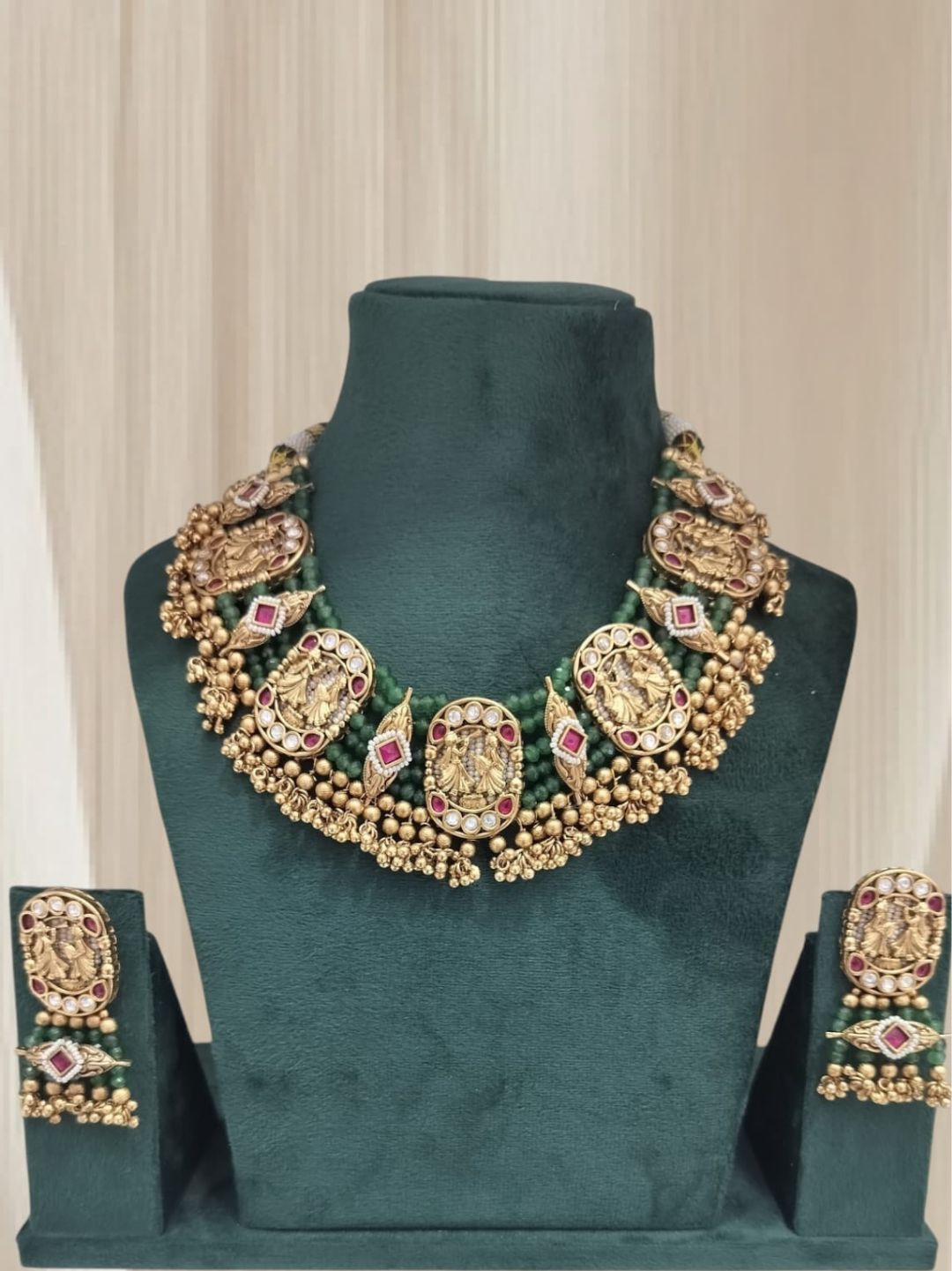 CLAUDIA RAJWADI JEWELLERY SET