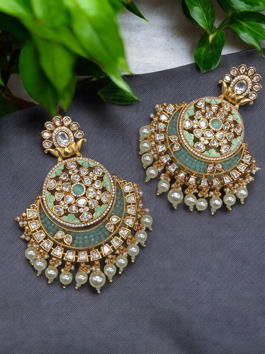 TURVI MINT KUNDAN CHANDBALI