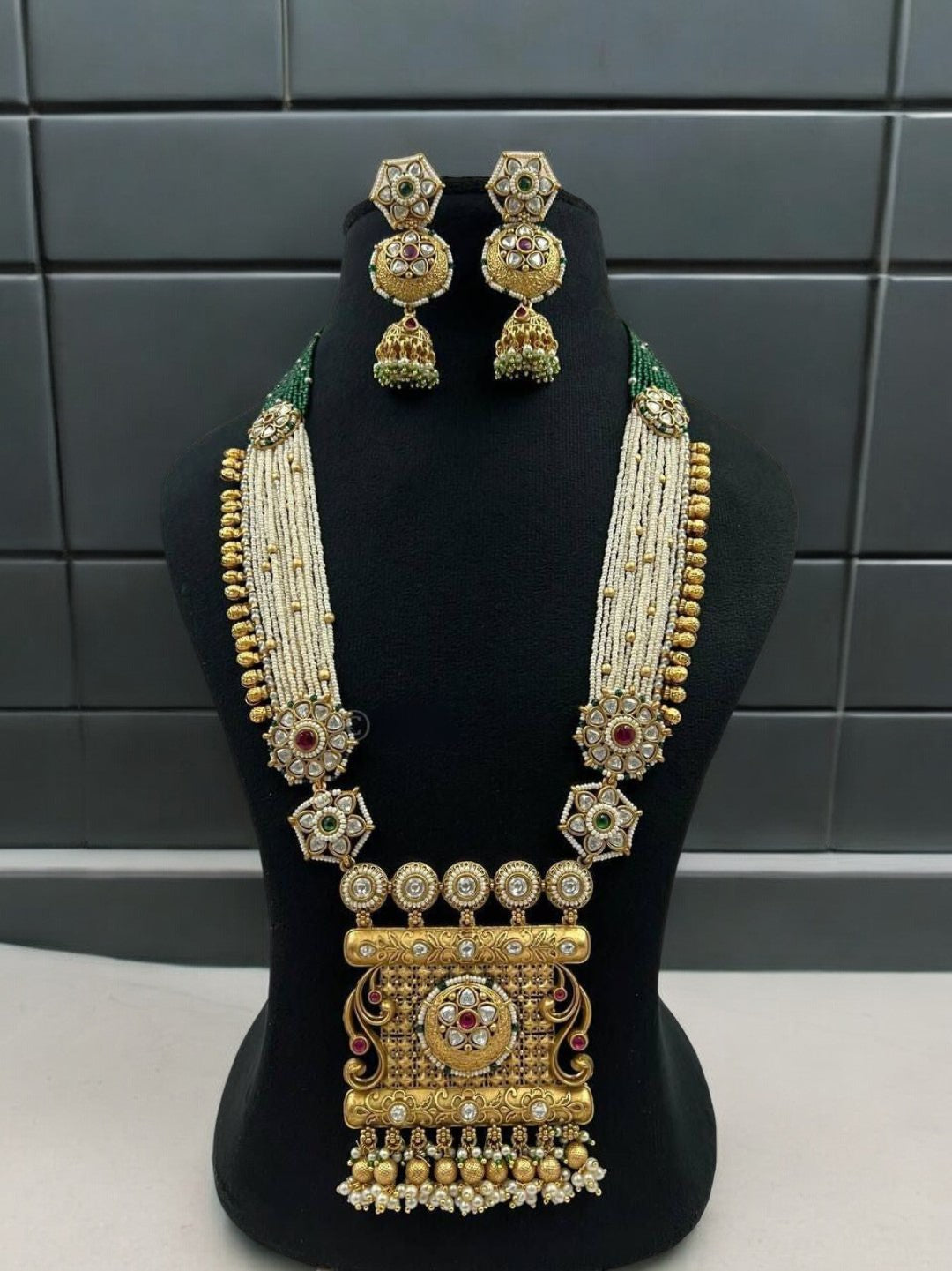 ANURAGA MULTI RAJWADI JEWELLERY SET