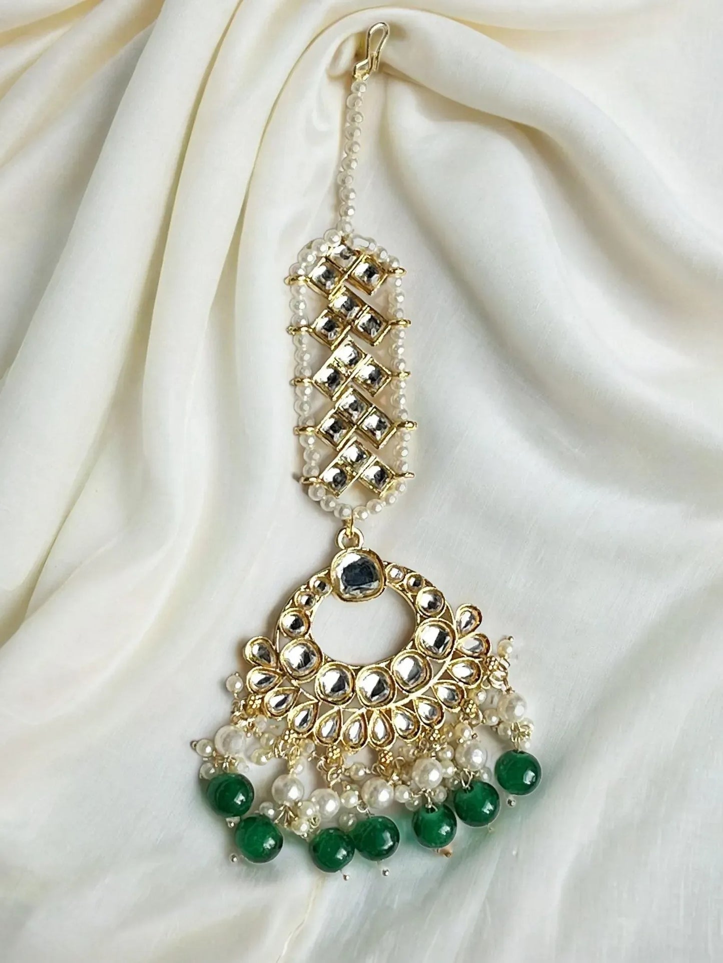 ASIYA EMERALD JEWELLERY SET